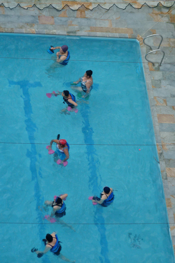 Lift your arms up Foto & Bild erwachsene menschen, gruppen, mehrere