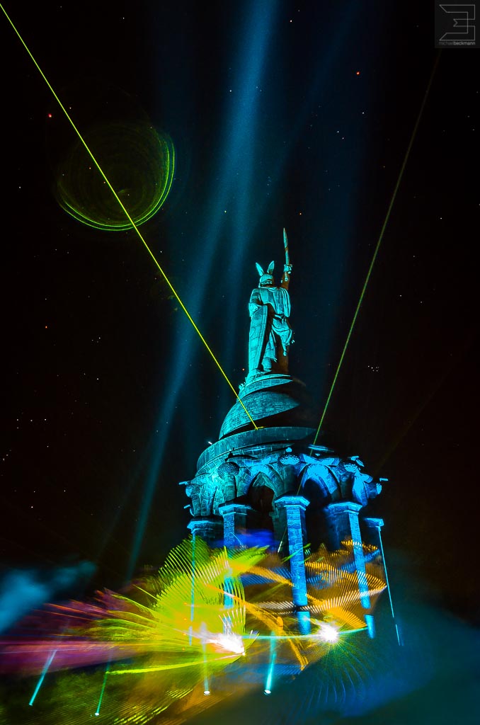 Light Art am Hermannsdenkmal März 2014