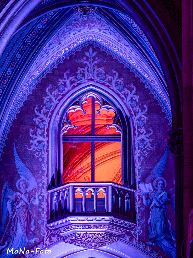 Light-Creation-Votivk_025