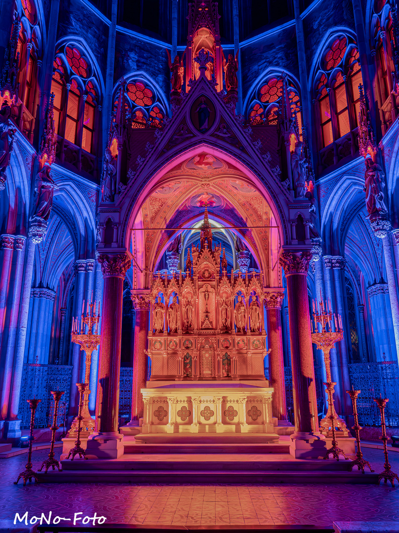 Light-Creation-Votivk_026