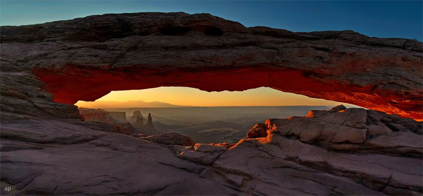 light fall in the dark