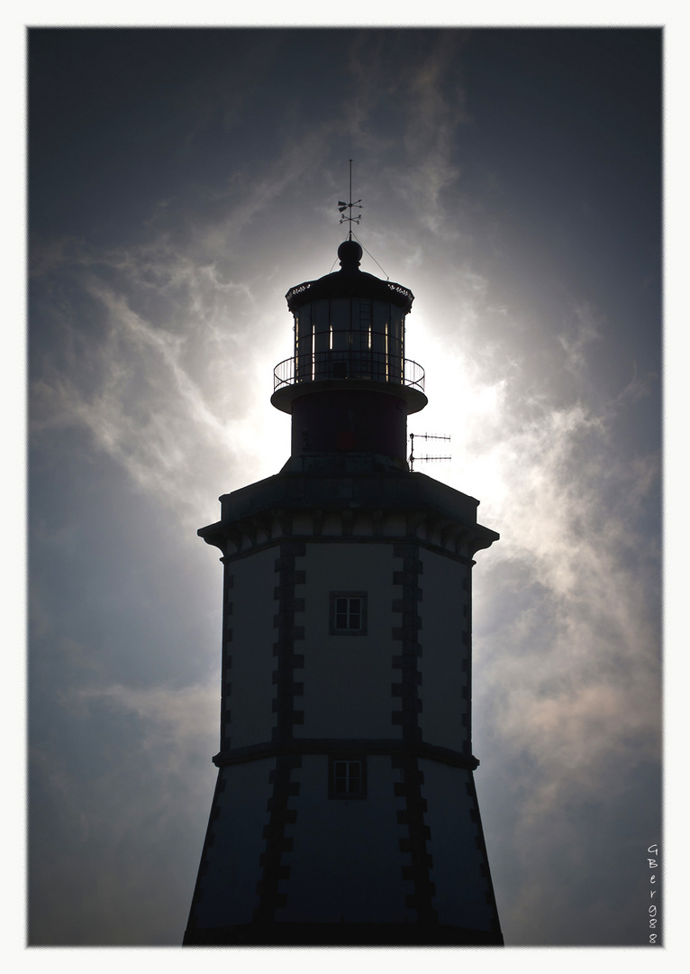 Light-House-Shadow