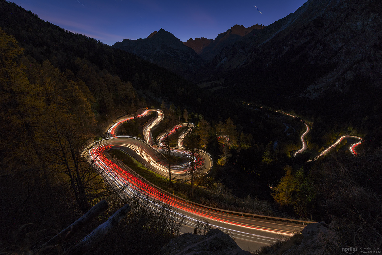 light trails at Malojapass