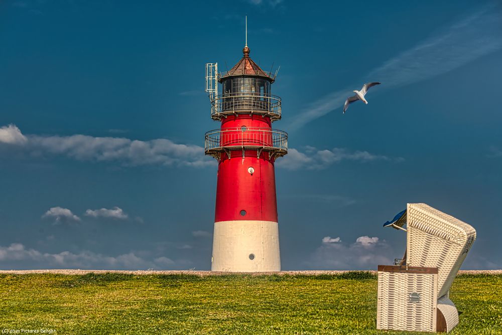 - Lighthouse Buesum -