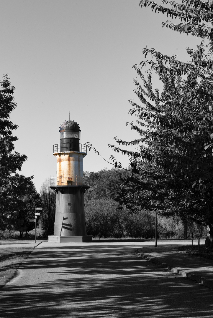 ... lighthouse without the sea ...