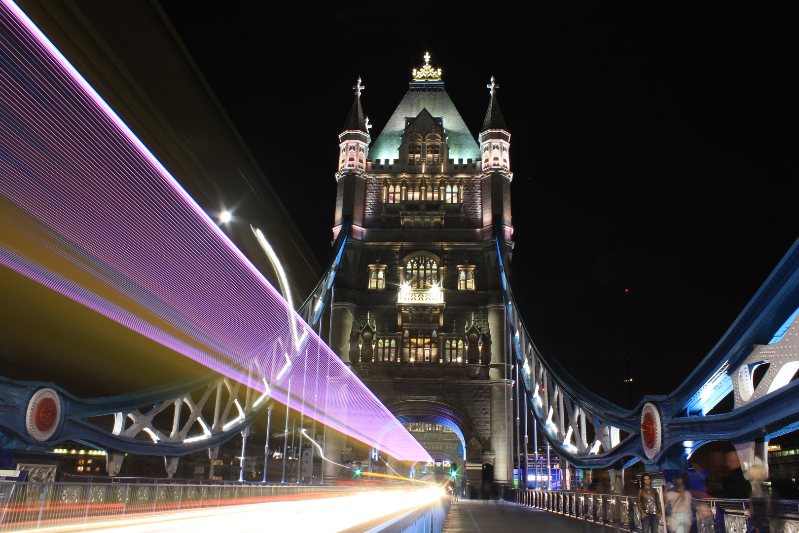 Lightlines on Tower Bridge