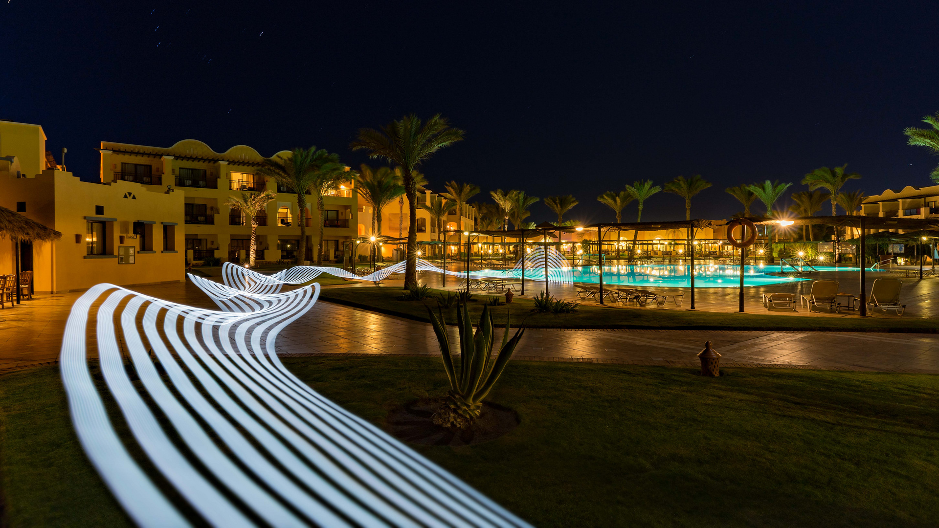 Lightpainting am Pool