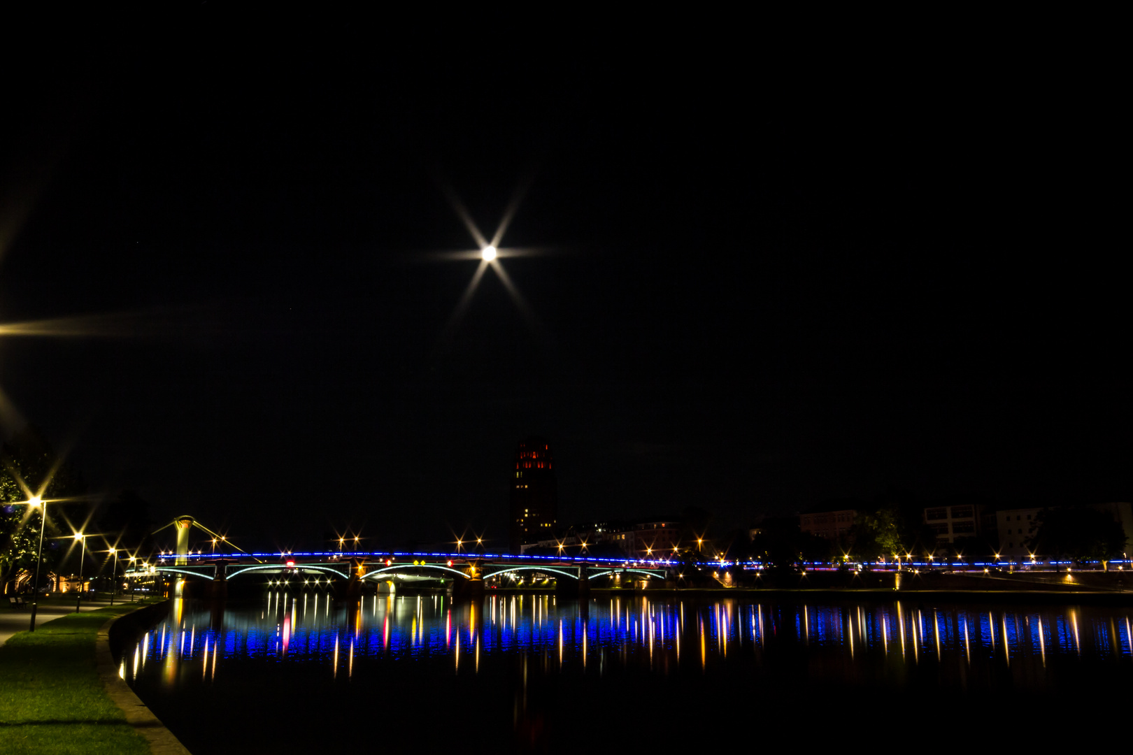 Lightpainting by: Rotes Kreuz, Frankfurt am Main