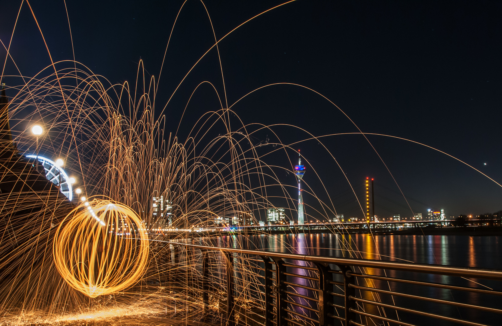 Lightpainting in Düsseldorf