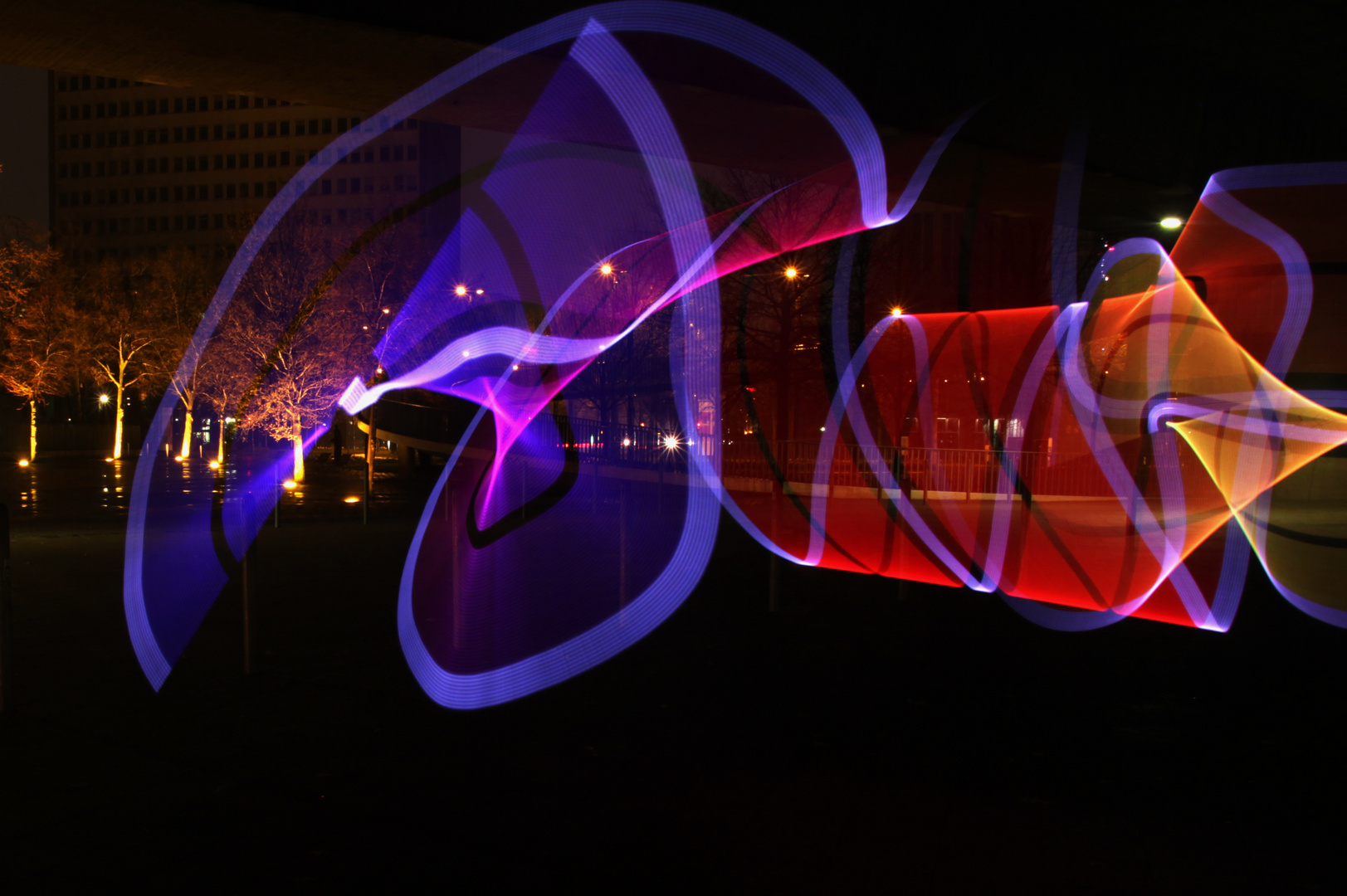 Lightpainting in Düsseldorf II