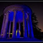  Lightpainting | Leibniz Tempel in gelb und blau