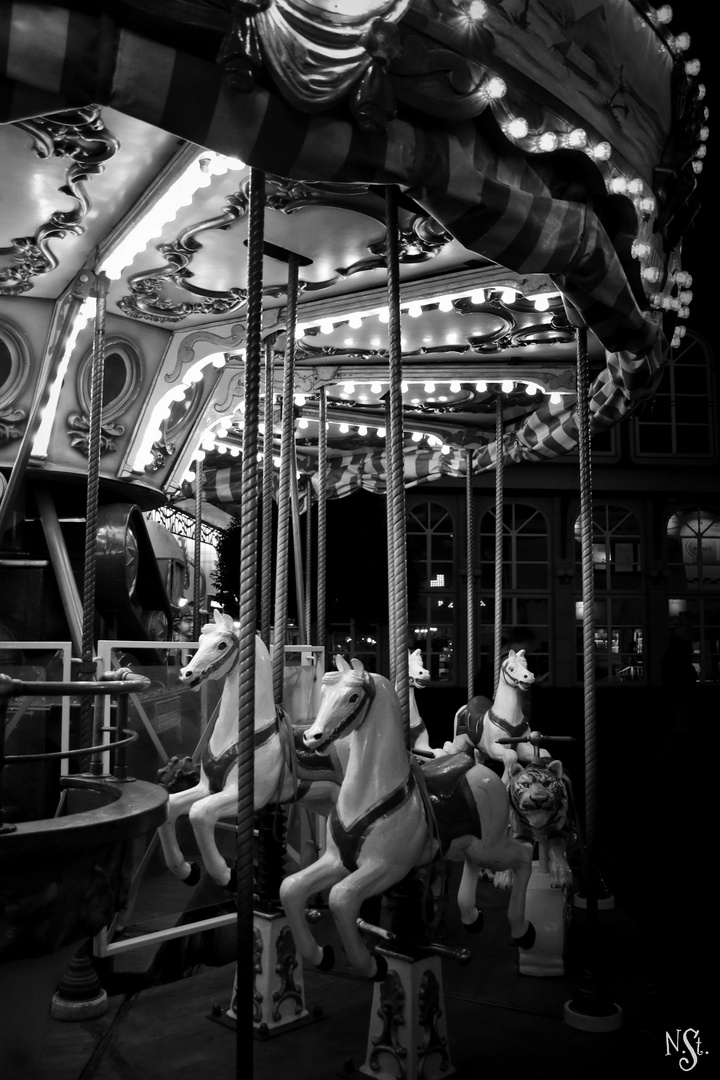 lights of carrousel