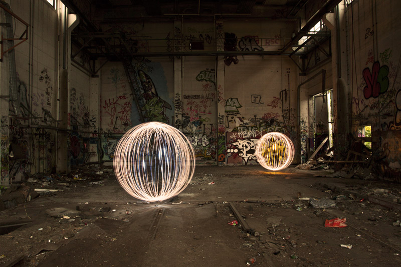 Lightspheres