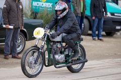 Lignières Historique 2014 Honda CB350R