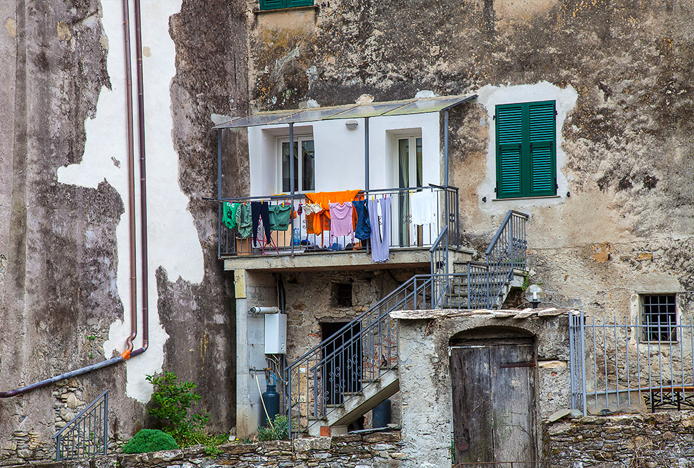 ligurische Wäsche in Dolcedo