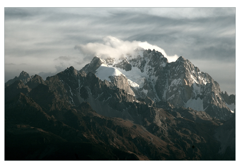 Lijiang_Yulong Iceberg