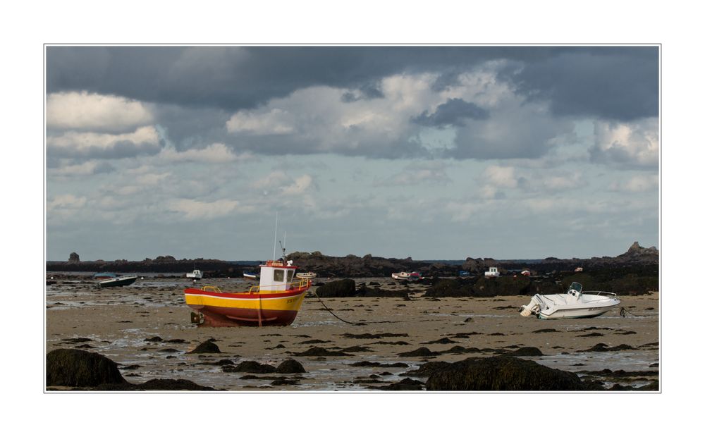 Lilia, le bateau jaune et rouge