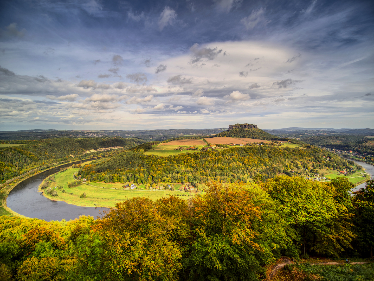 Lilienstein mit Elbschleife 