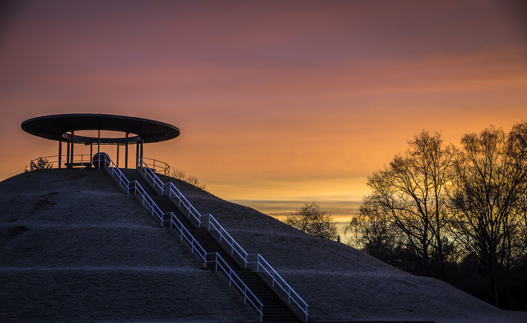 Lilienthal Denkmal in Berlin Lichterfelde Foto & Bild architektur