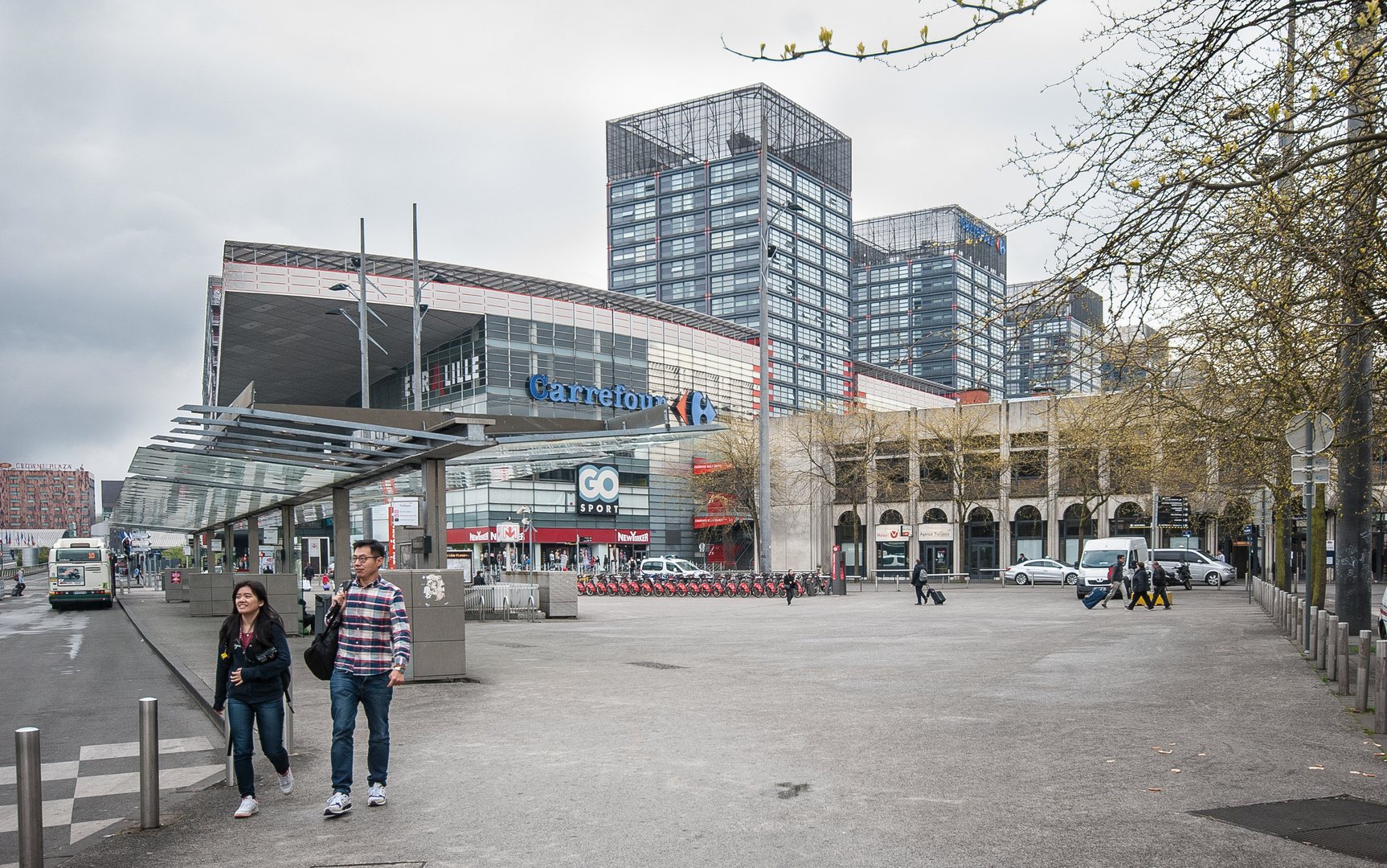 Lille - Place des Buisses - Centre Commercial Euralille