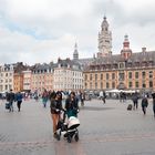 Lille - Place du Général-de-Gaulle - la Vieille Bourse & Beffroi de la Chambre de Commerce - 06