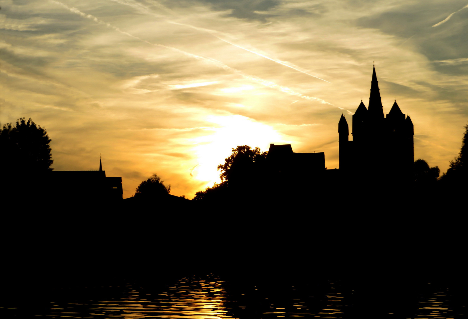 Limburg, Dom im Gegenlicht