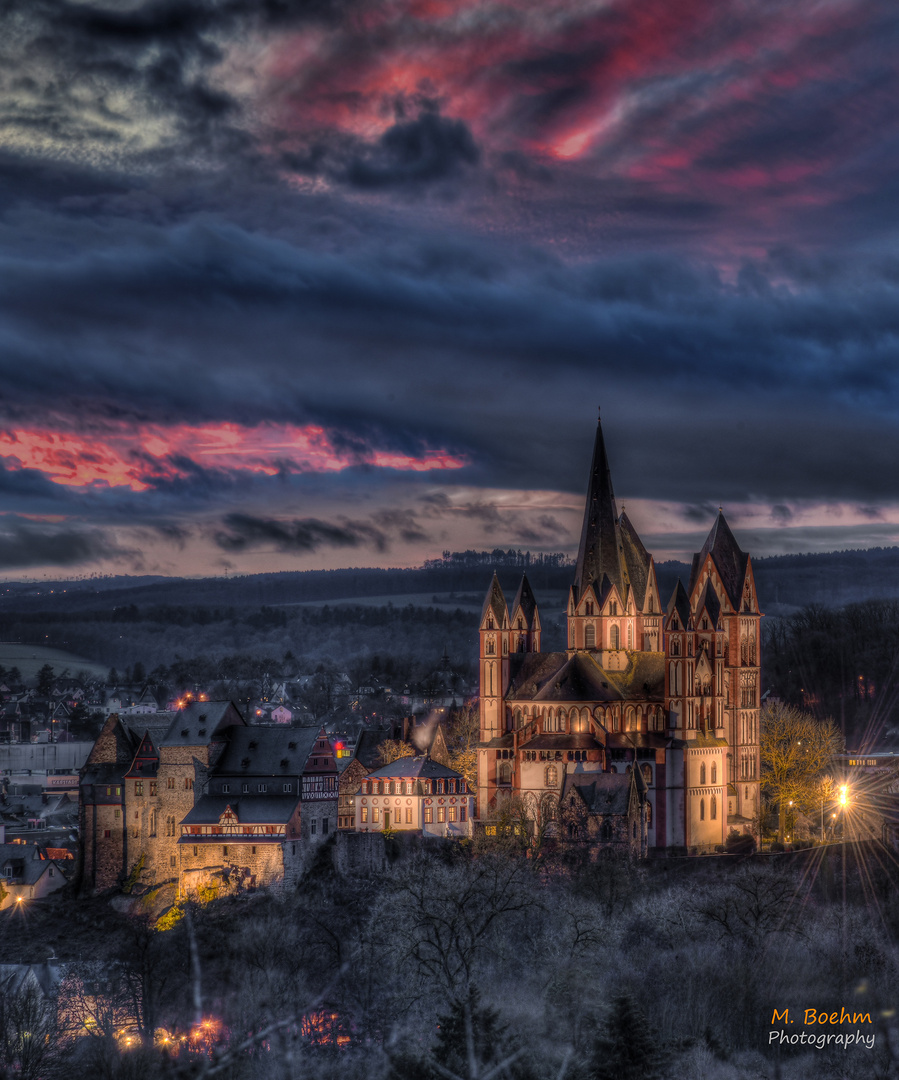 Limburger Dom am Abend