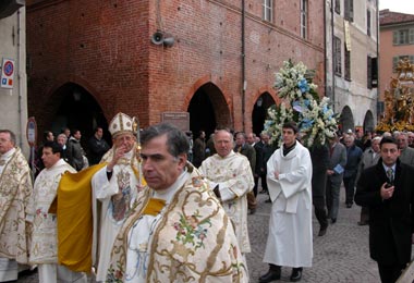 L'Immacolata in processione