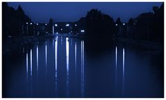 Limmer Schleuse in BLAU ...