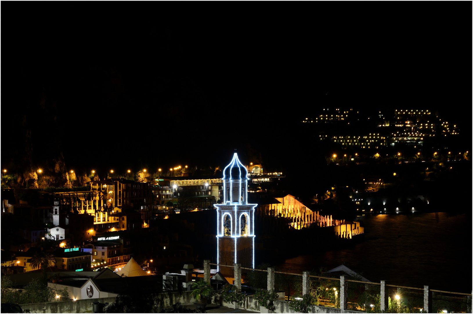 Limone bei Nacht