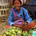 Limonenverkäuferin, Markt in Mandalay