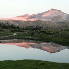 Limosee bei Sonnenaufgang im UNESCO Weltkulturerbe Dolomiten