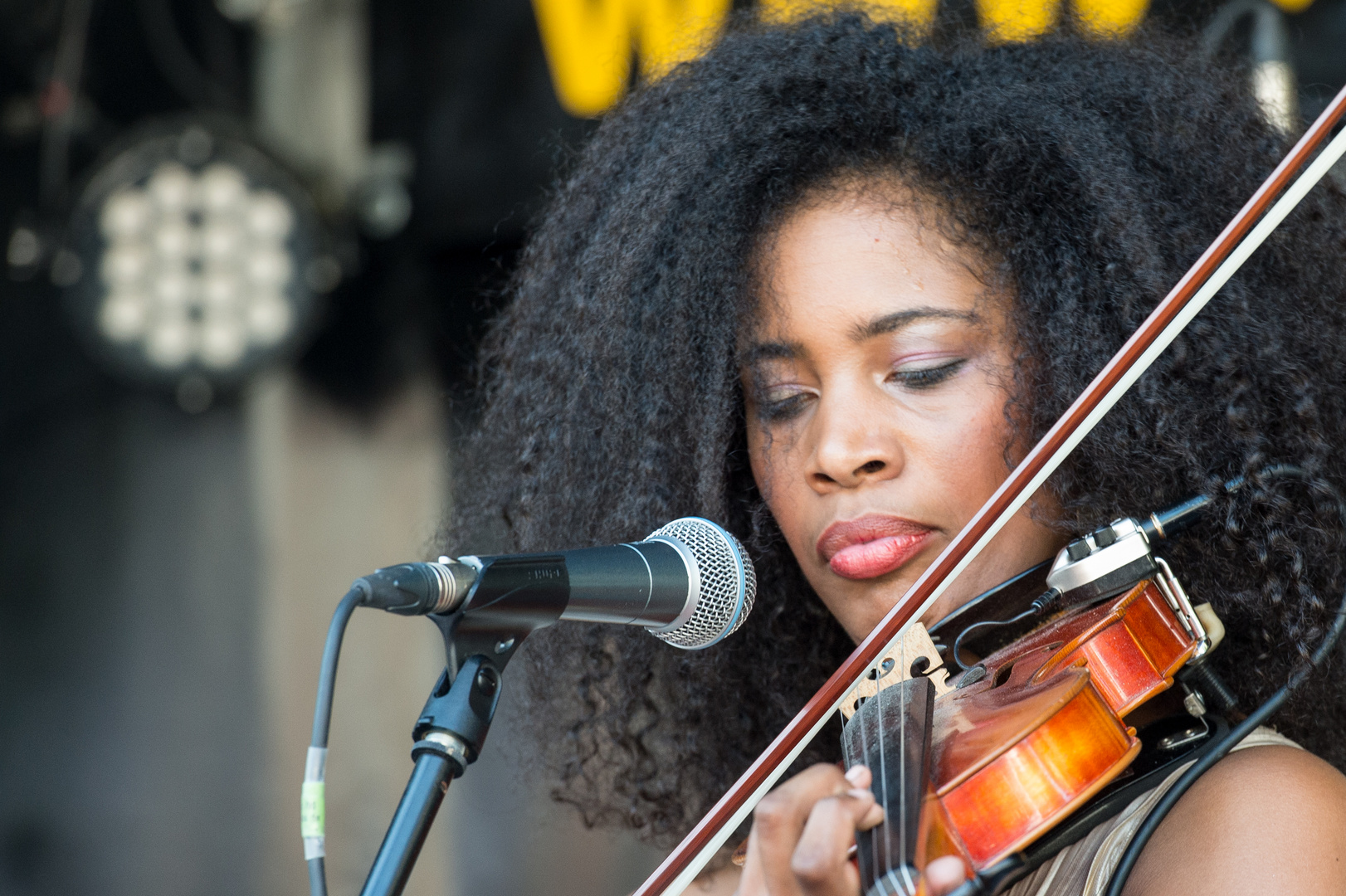 Linda Kyei IV an der Violine