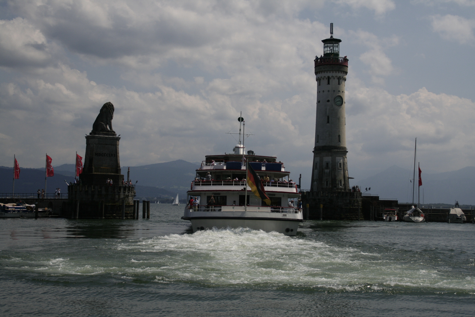 Lindau Hafenausfahrt