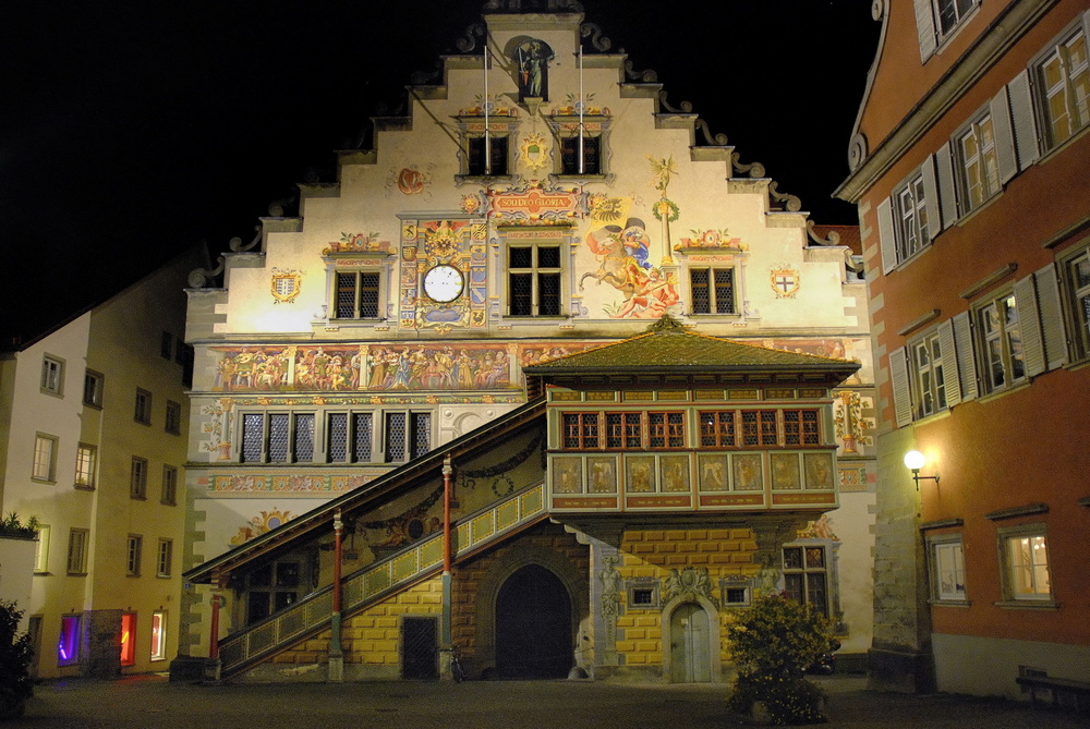 Lindau: Rathaus bei Nacht