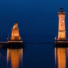 Lindauer Hafen bei Nacht.