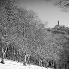 Lindenallee am Fuße der Burg Teck