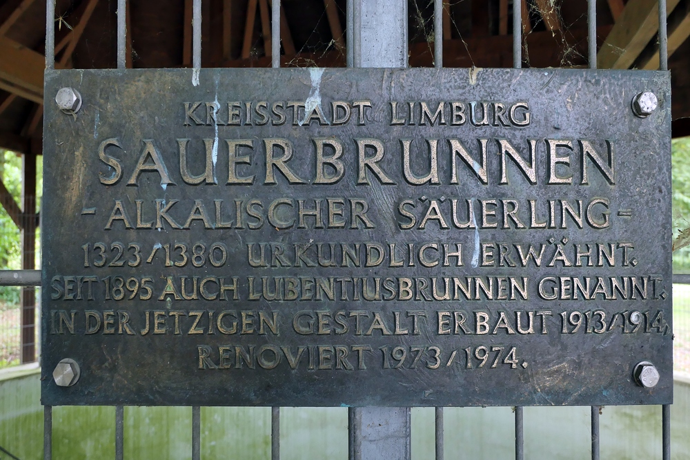 Lindenholzhausen: Der Sauerbrunnen und seine Geschichte 01