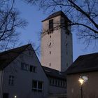 Lindenkirche bei Sonnenaufgang