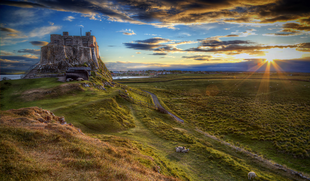 Lindisfarne Castle - UK