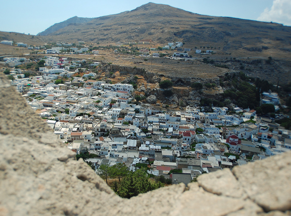 Lindos ... Ein Blick von der Akropolis