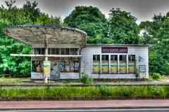 Lingen - Bernd Rosemeyerstrasse - Seedy Petrol Station - 01