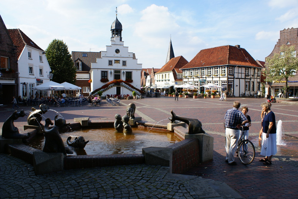 Lingen, Markt mit Rathaus Foto & Bild deutschland, europe