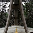 L'ingénieur: Alexandre Gustave Eiffel (Frage: Wie beschneiden?)