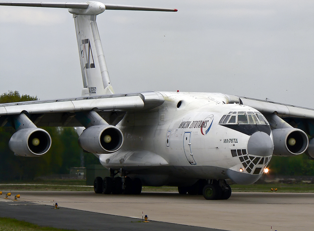 Lining up rwy 09 !