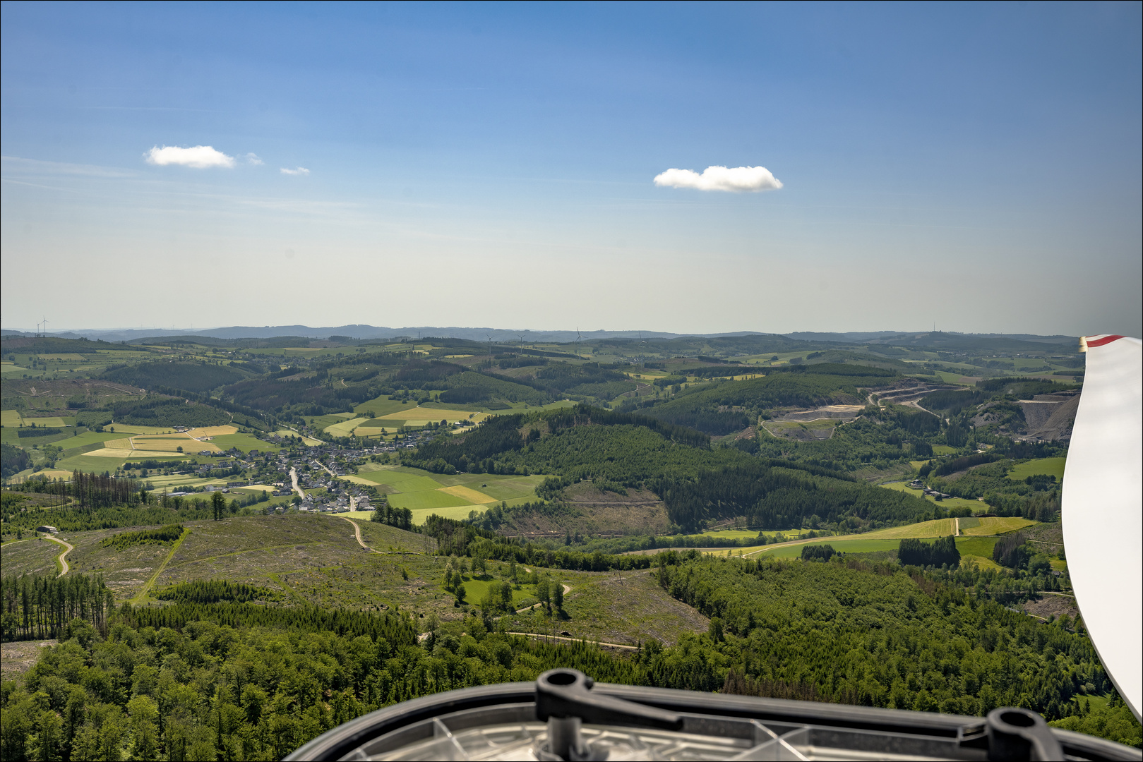 Links Bad Berleburg OT Dotzlar, sowie...