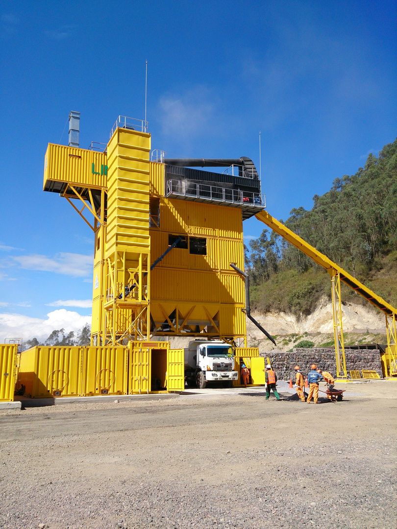 Lintec asphalt batching plant CSD 1500t with asphaltstorage