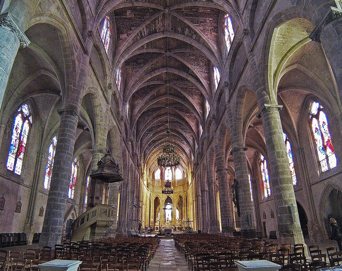 L’intérieur de la Cathédrale Saint Jean Baptiste de Bazas