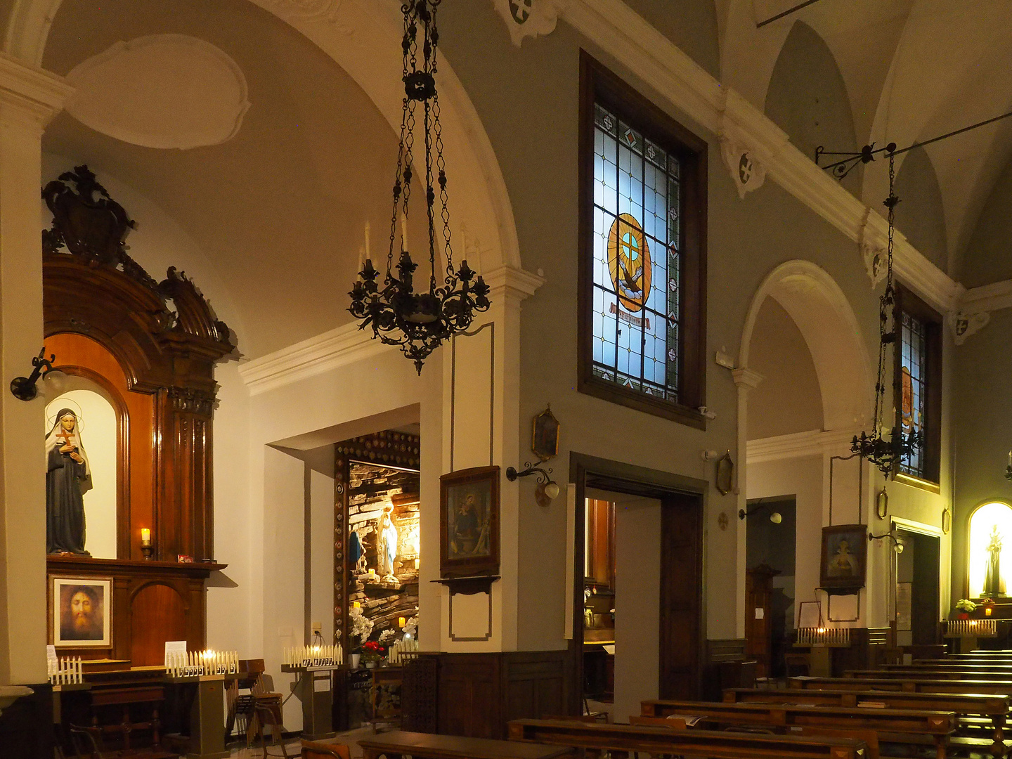 L’intérieur de l’Eglise des Capucins  -  San Remo