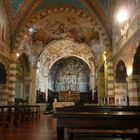 l'interno della bella chiesa - duomo di Bobbio (PC)